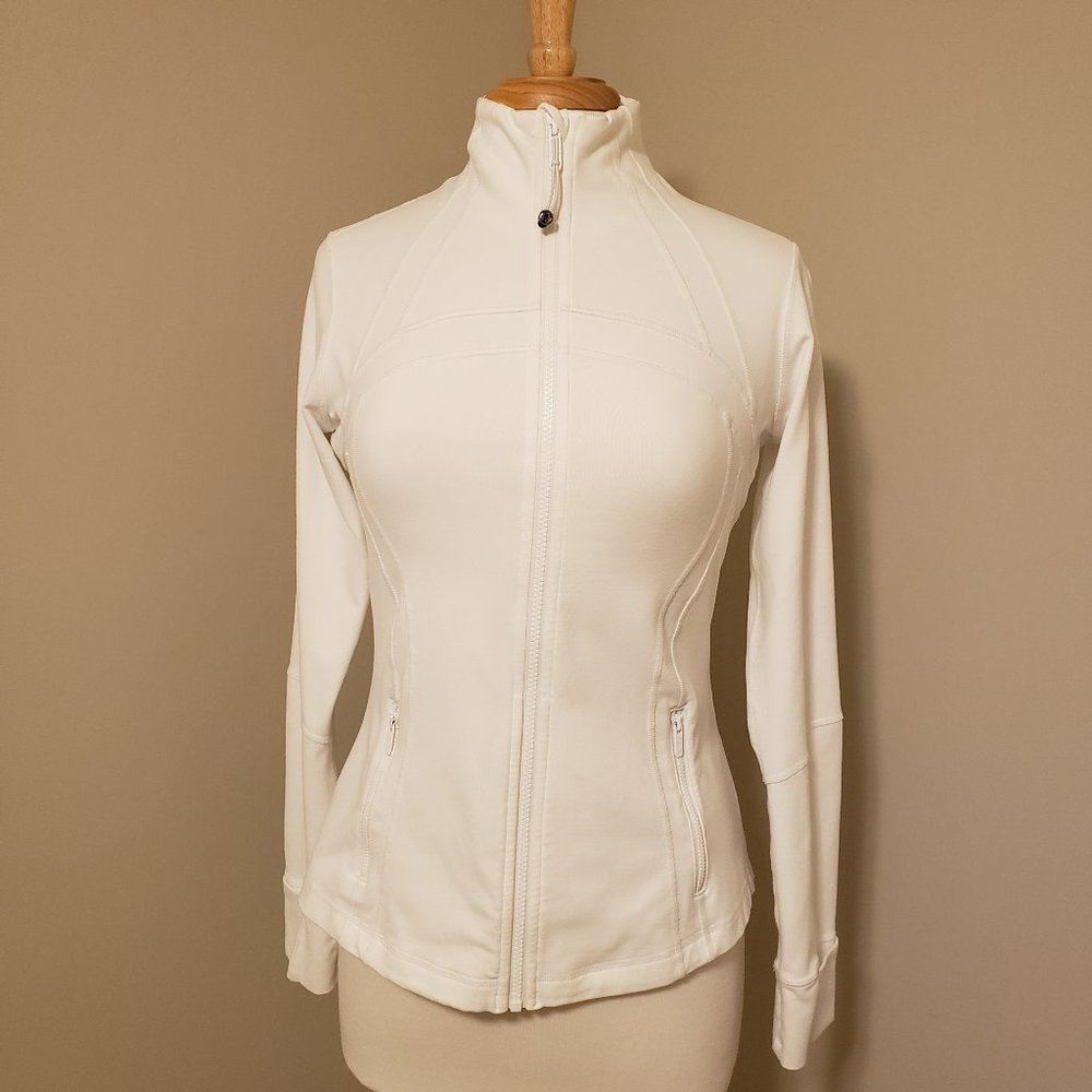 Lululemon Define Jacket - size 10, white